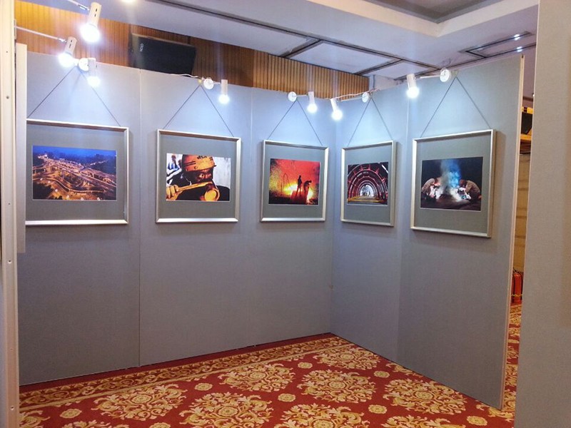 高 檔無(wú)縫掛畫(huà)展板